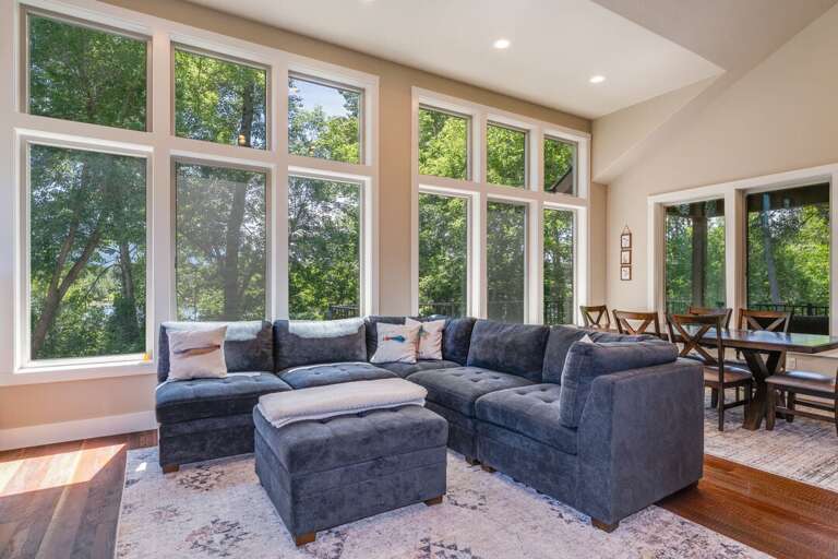 Perfect Views All Around | Upper Level