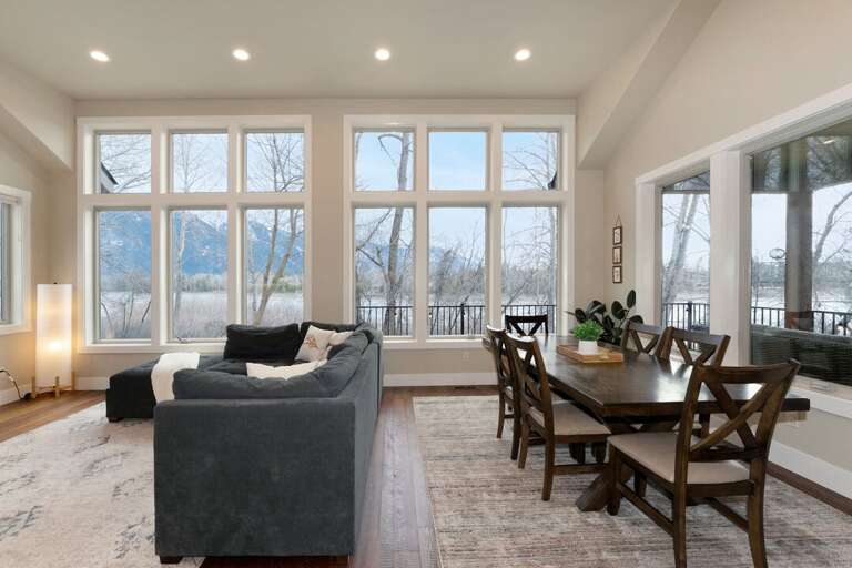 Perfect Views All Around | Upper Level