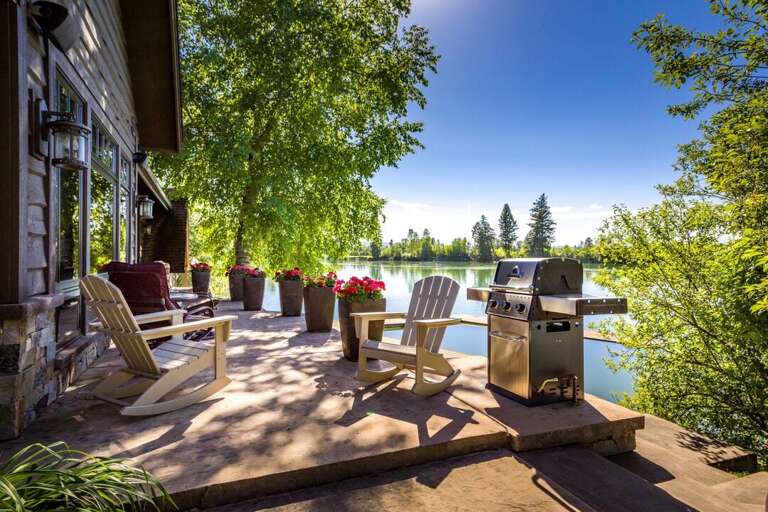 Grill out | Exterior