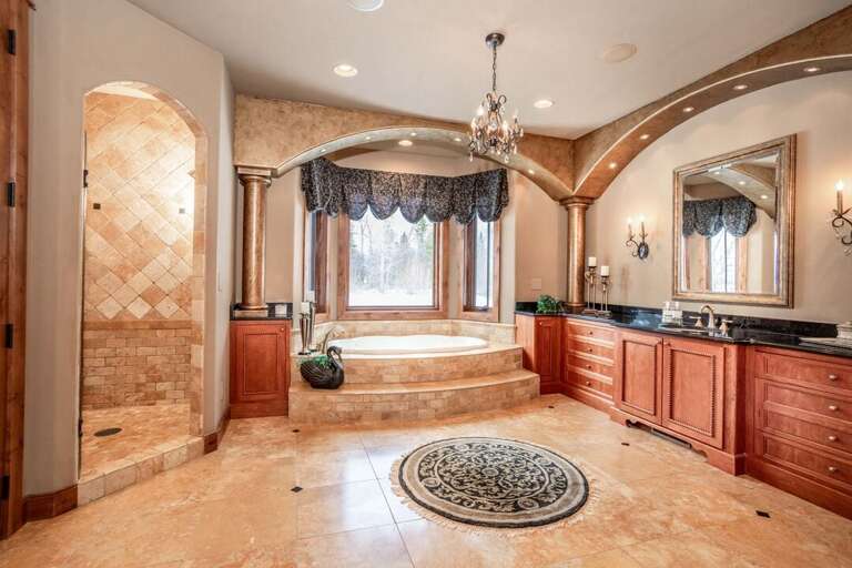 Luxurious bathroom | Main Level