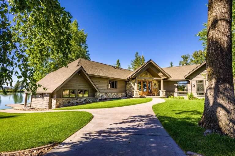 Walk down to the river | Exterior