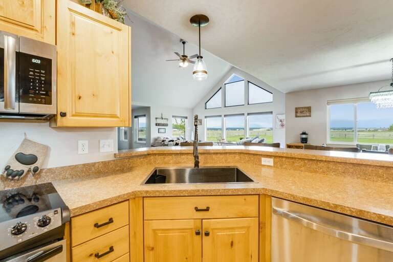 Stay connected to the family even in the kitchen | Main Level Stay connected to the family even in the kitchen | Main Level