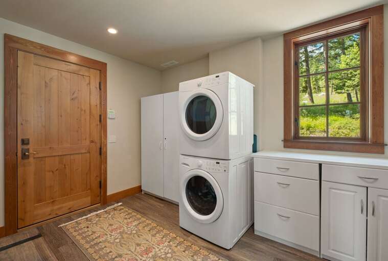 Laundry Room | Main Level