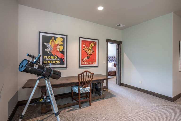 Gaze at the stars | Upper Level