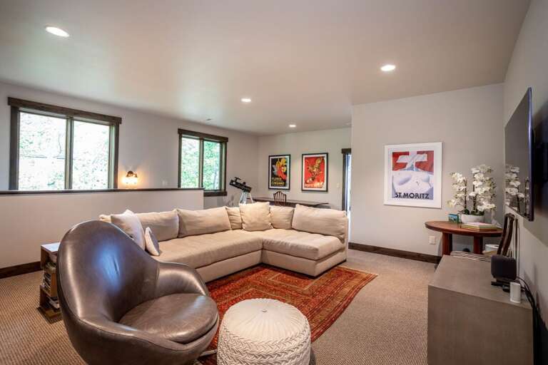 Relax after a fun day | Upper Level