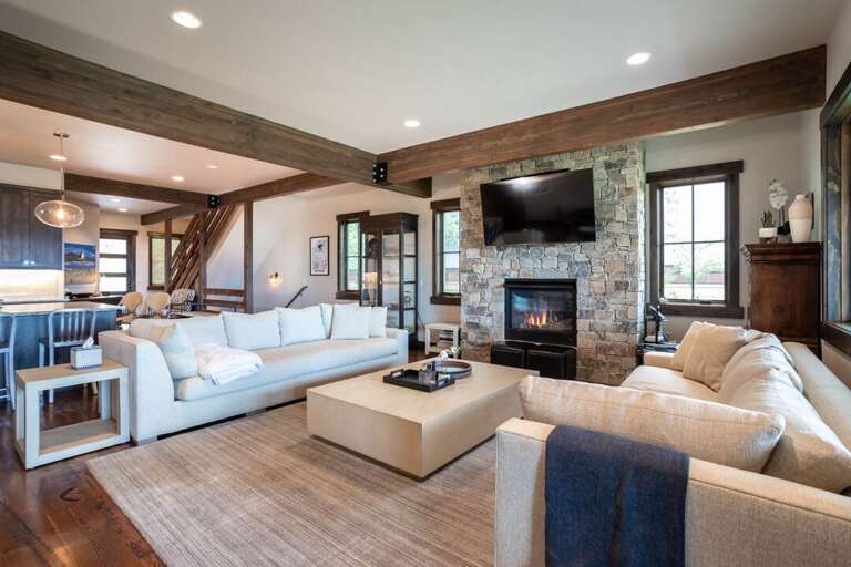 Watch a movie with the whole family | Main Level