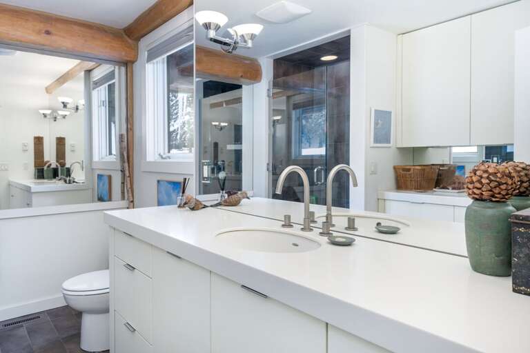 Indulge in a make believe spa day | Main Level