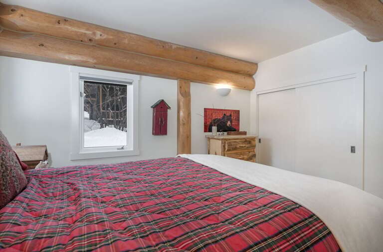 The perfect sanctuary for chilly evenings | Main Level