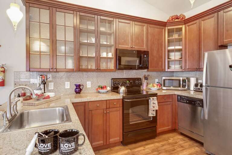 Fully Equipped Kitchen | Main Level Fully Equipped Kitchen | Main Level