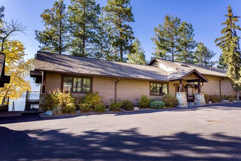 Gorgeous nature surrounds | Exterior