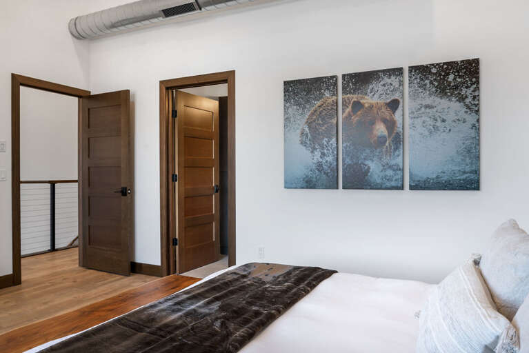 King Bed | Upper Level