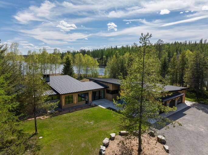 Front Yard | Exterior