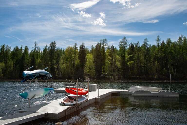 Private Dock Access with Kayaks | Exterior
