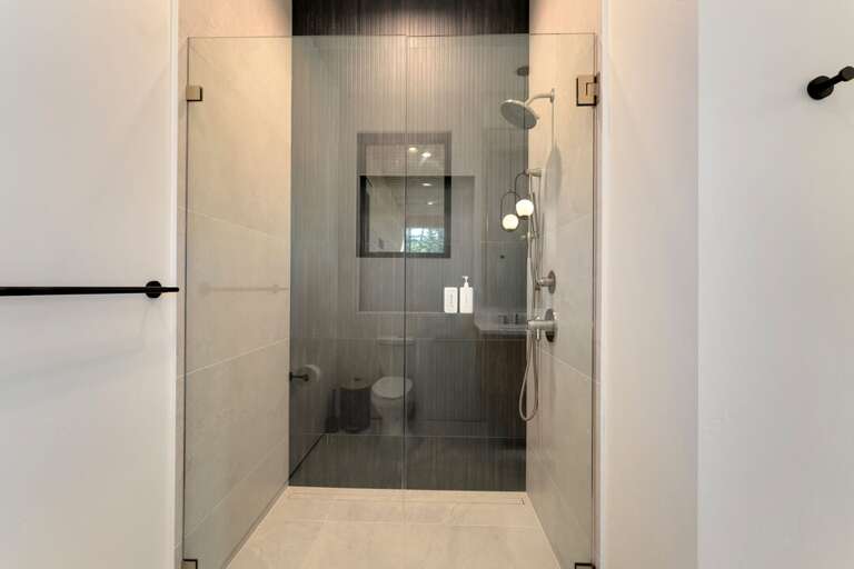 Relax and take a nice shower | Main Level