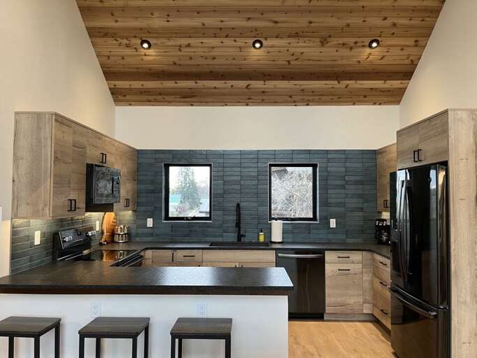 Bar Seating for Four People | Upper Level