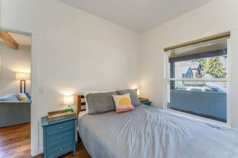 Primary Bedroom | Queen-size Bed | Main Level