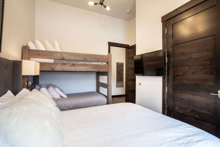 Sleep peacefully | One Queen and One Twin Bunk Bed | Main Level