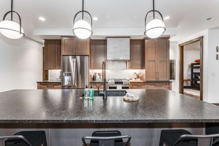 Spacious Center Island | Main Level