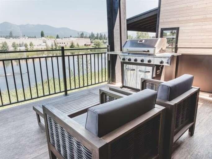 Relax and take in the mountain views from your private patio | Exterior