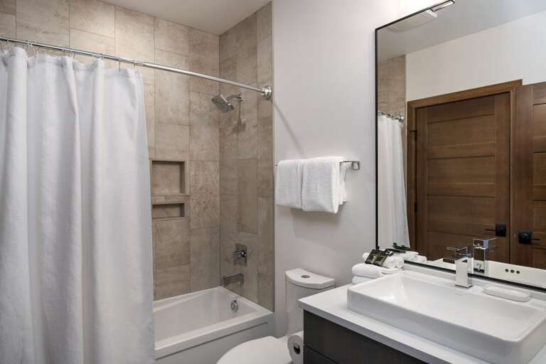 2nd Bathroom | Upper Level 2nd Bathroom | Upper Level