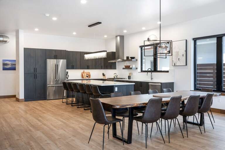 Dining & Kitchen | Bella Alta Luxury Escape