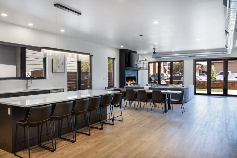 Dining & Kitchen | Bella Alta Luxury Escape