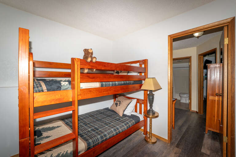 Bedroom 2 (Lower Level)- Queen Bed and Twin over Twin bunk bed | Lower Level
