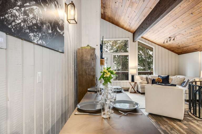 Dining nook | Main Level Dining nook | Main Level