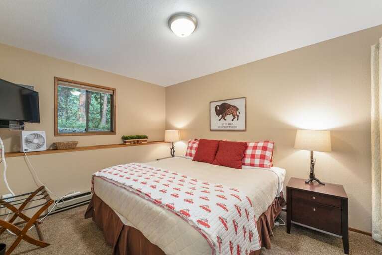 Second bedroom with TV. | Lower Level