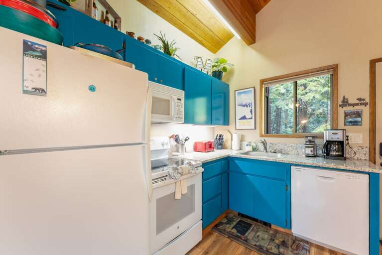 A full kitchen to cook your favorite meals. | Main Level
