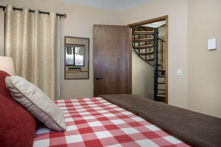 You're just a few steps away from the living and dining areas | Interior