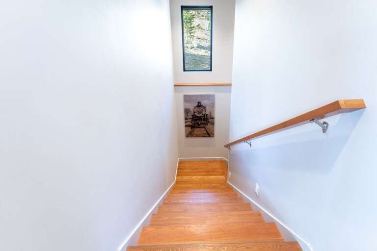 Stairs to the lower level | Main Level