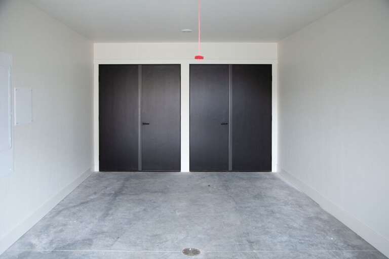 1 Car Garage | Main Level