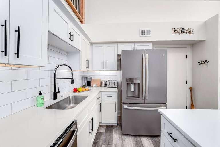Stainless Steal Appliances | Main Level