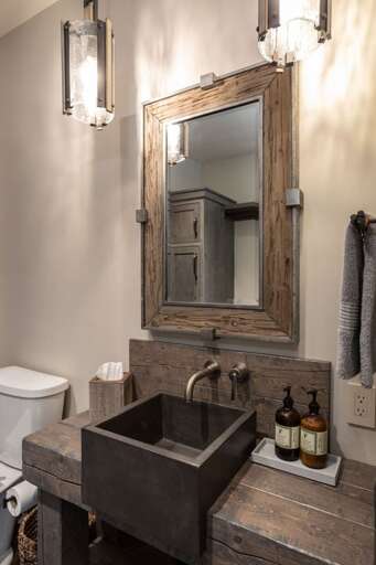 Convenient half-bathroom | Main Level