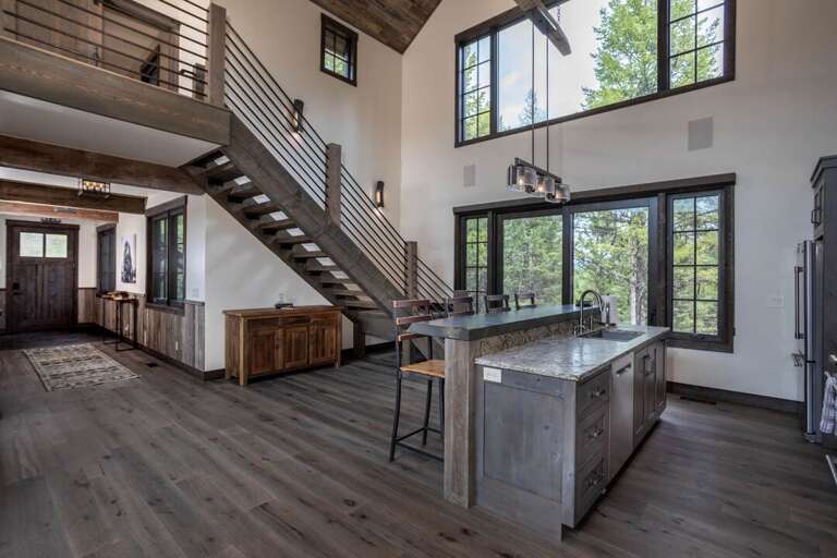 The perfect place to socialize | Main Level