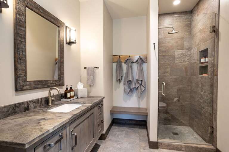 Wake up and take a hot shower before a fun day | Upper Level