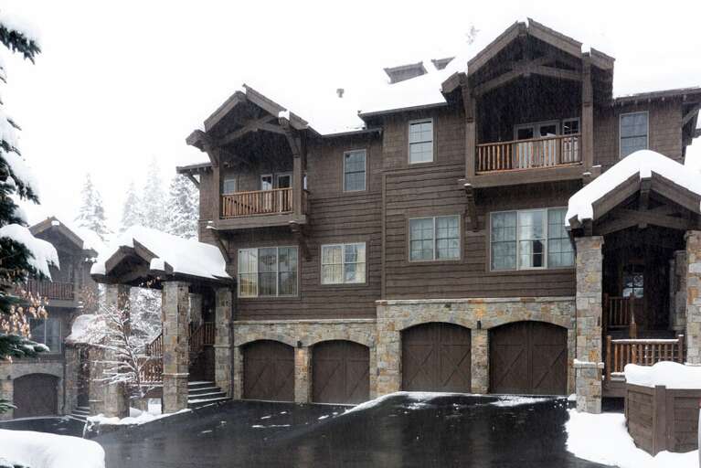 Exterior Exterior