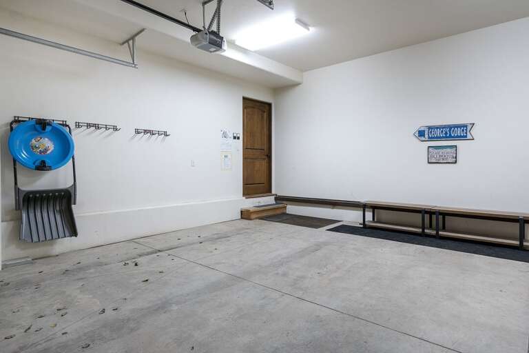 Garage Garage