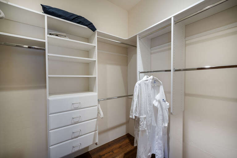 Plenty of room to unpack Plenty of room to unpack