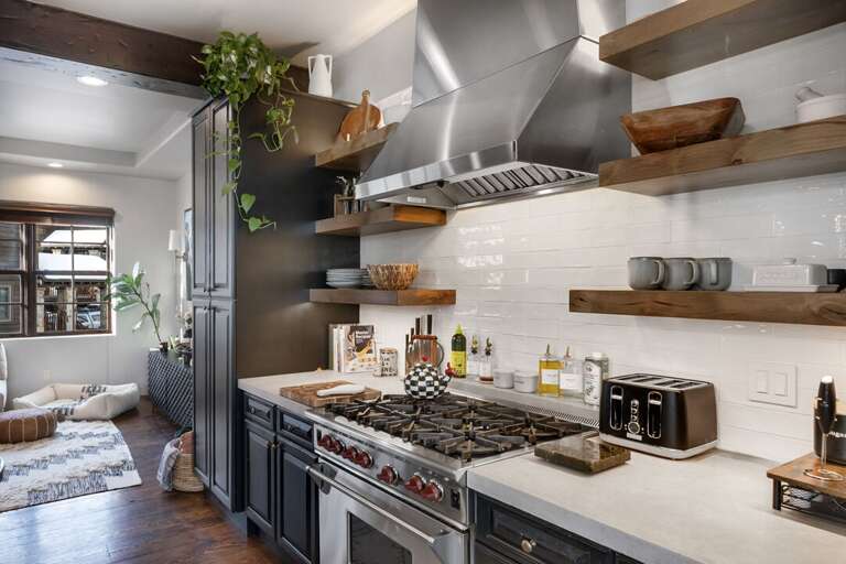 Cook on a Beautiful Gas Range | Main Level