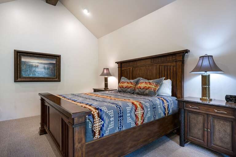 King Bed | Upper Level