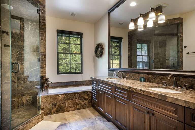 Primary Bathroom | Upper Level