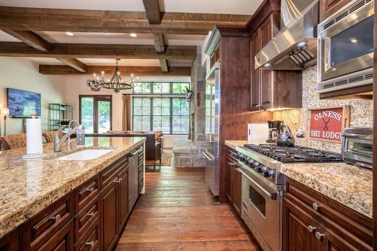 Have a cozy night in and cook dinner with the family | Main Level