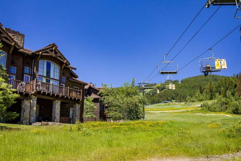 Step out into nature | Exterior