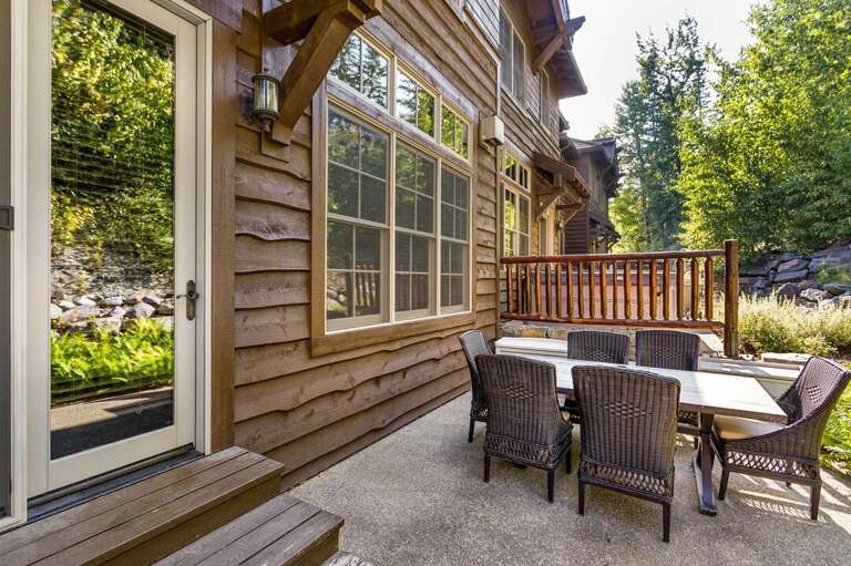 Have dinner outside | Exterior