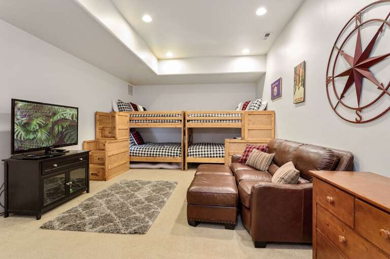 Kids love the bunk beds | 2 Bunk Beds, Twin-sized | Lower Level