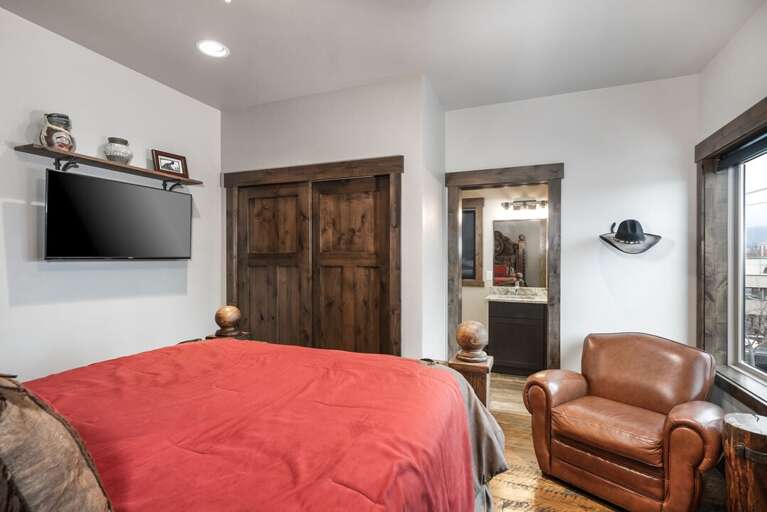 Primary Bedroom with an En-suite Bathroom | Main Level