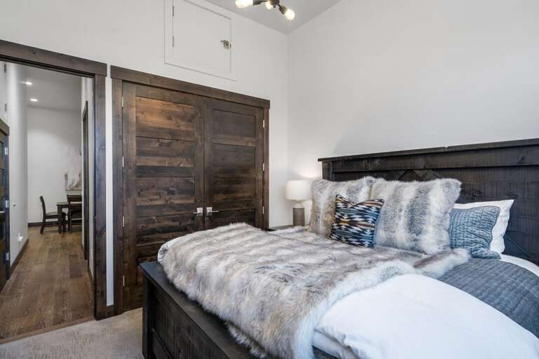 Cuddle in Bed | Main Level