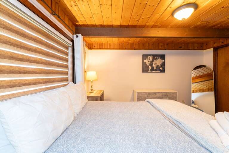 Loft bedroom | Upper Level